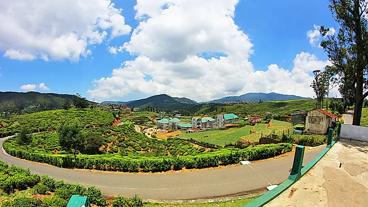 The Black Pool Hotel in Nuwara Eliya