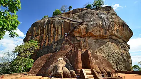 Der Löwenfelsen von Sigiriya 
© surangaw - stock.adobe.com, GLOBALIS
