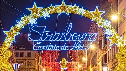 Weihnachtlich geschmücktes Straßburg
© Leonid Andronov - stock.adobe.com, GLOBALIS