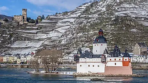 Pfalzgrafenstein und Gutenfels im Winter
© aubi1309 - stock.adobe.com, GLOBALIS