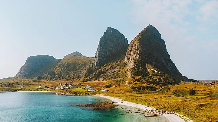 Altes Fischerdorf Træna, Norwegen © EVERST - stock.adobe.com