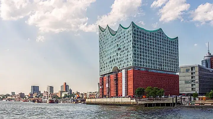 Die Elbphilharmonie
© Sina Ettmer - stock.adobe.com, GLOBALIS
