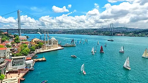 Blick auf den Bosporus in Istanbul © sanatkar - stock.adobe.com
