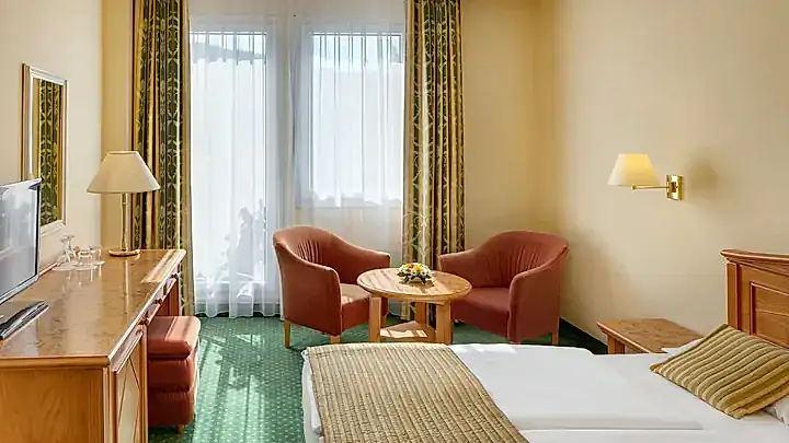 Zimmerbeispiel © Butterfly Ensana Health Spa Hotel
