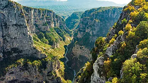 Vikos Schlucht © MNStudio - stock.adobe.com